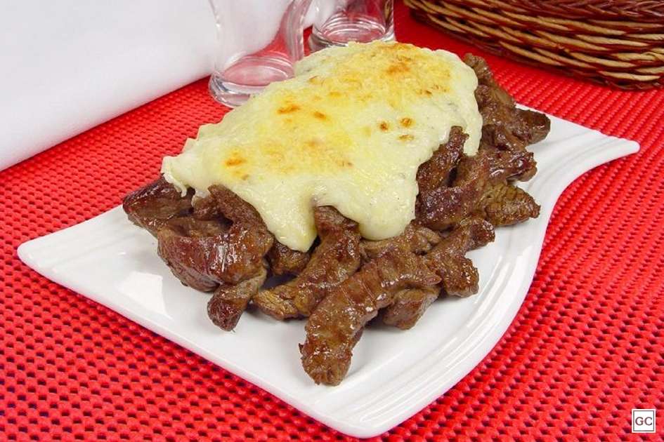 Receita de Filé-mignon com gorgonzola 