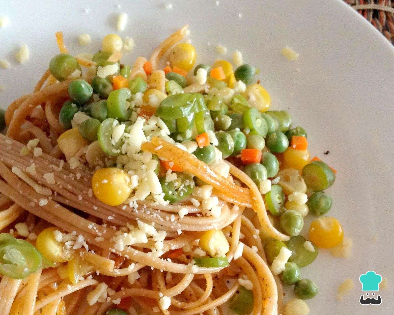 Receita de Macarrão com seleta de legumes