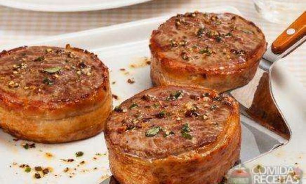 Receita de Medalhão de filé mignon com bacon e ervas