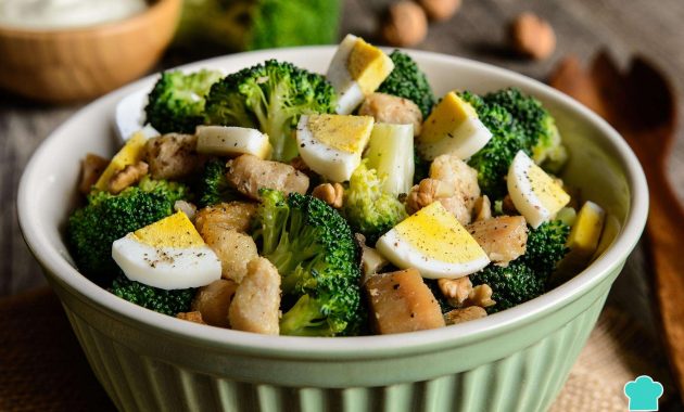 Receita de Salada de brócolis cozido
