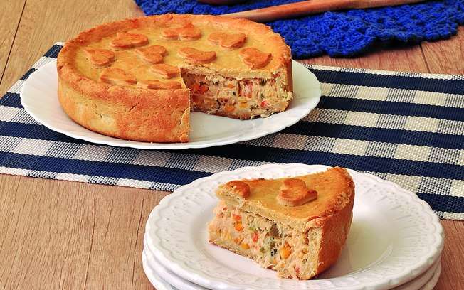Receita de Torta De Frango Com Requeijão da Vovô