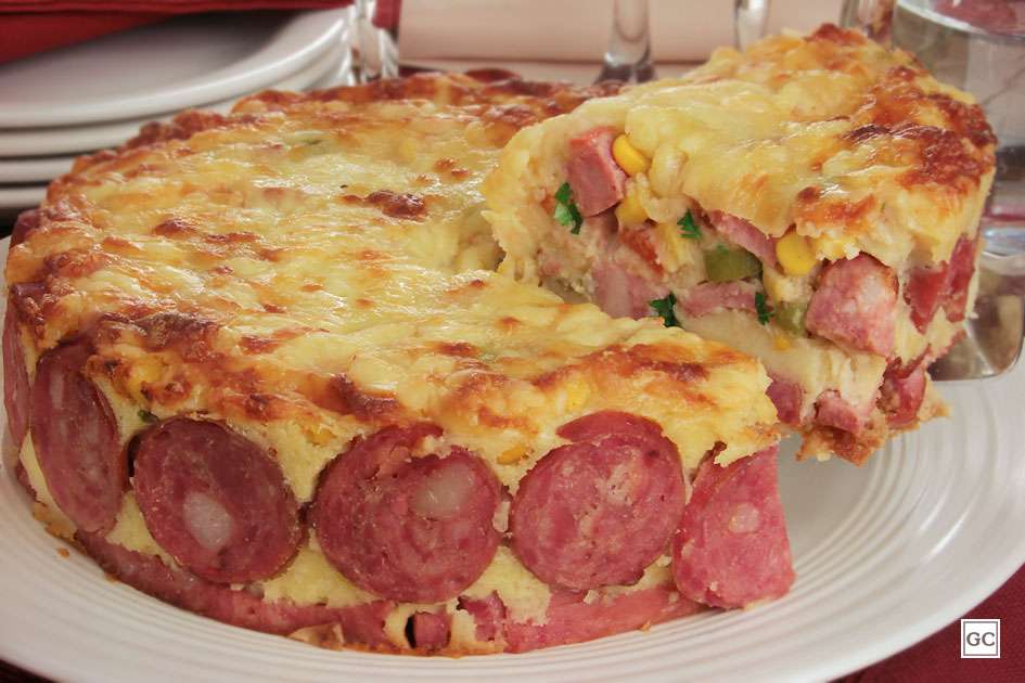 Receita de Torta de calabresa cremosa 