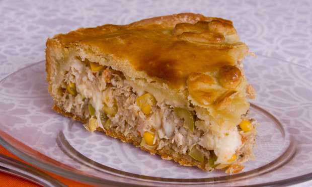 Receita de Torta de frango com requeijão e milho-verde