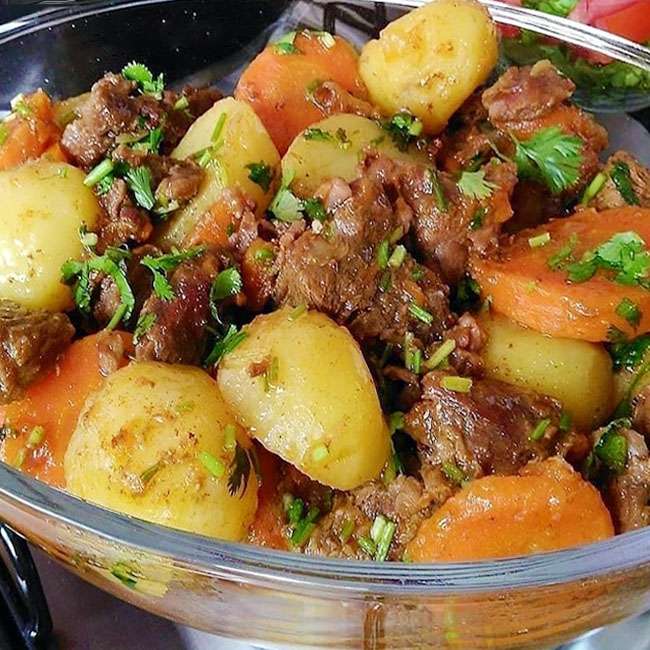 Receita de Carne de Panela com Batata e Cenoura