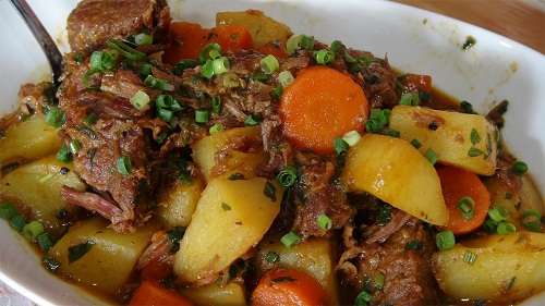 Receita de Carne de panela com legumes