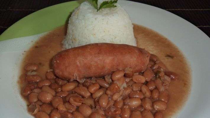 Feijão Carioca | 20 Ideias de Receitas de Comida para fazer aquele Feijão Carioca delicioso com ótimas Receitas e Recheios Receita de Feijão Carioca com Chouriço muito Gostoso