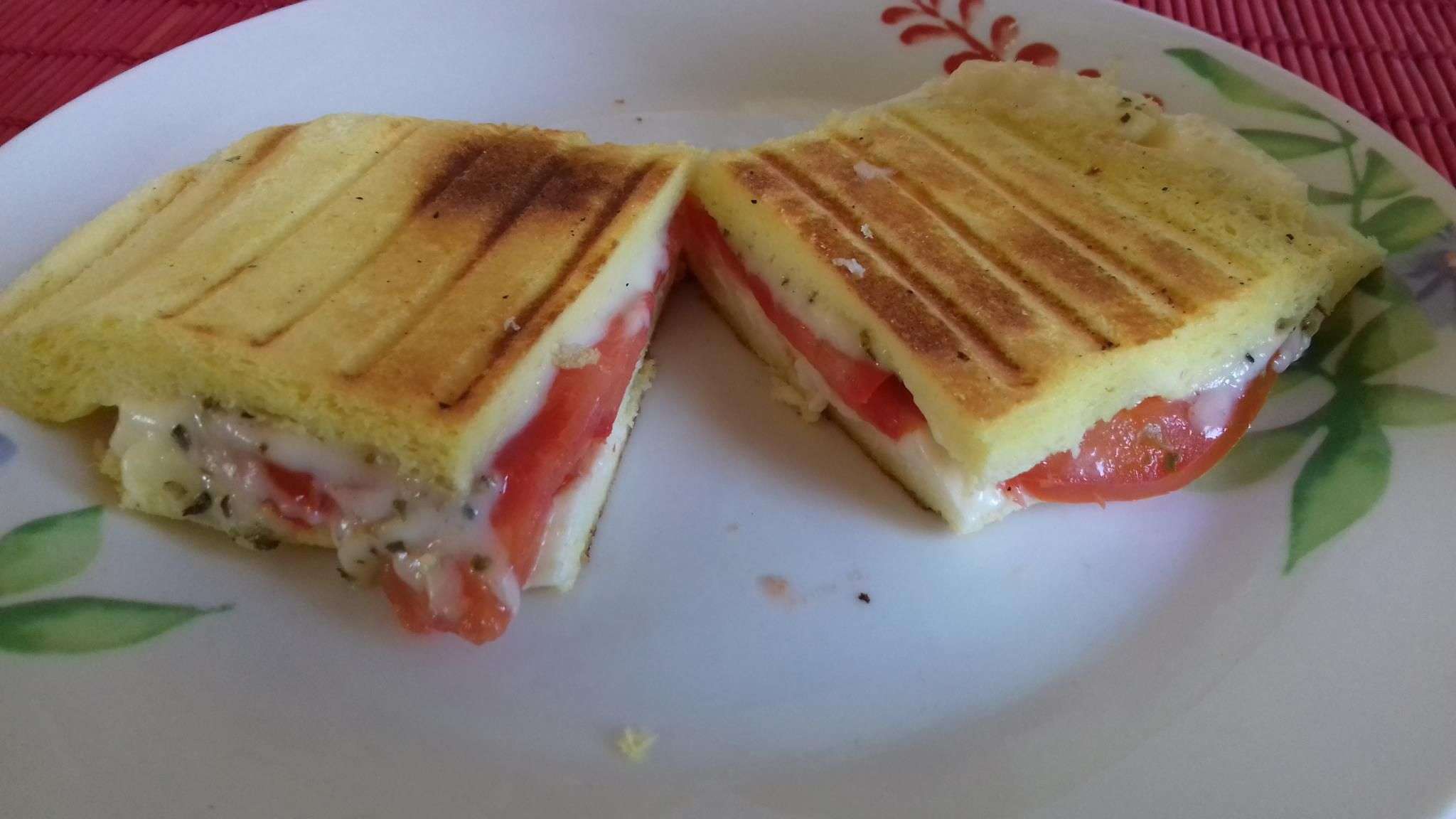 Receita de Panini lowcarb Pequeno Almoço