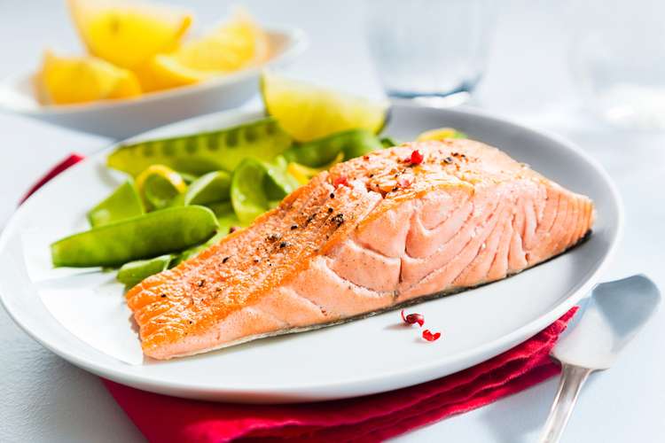Receita de Papillote de salmão com legumes