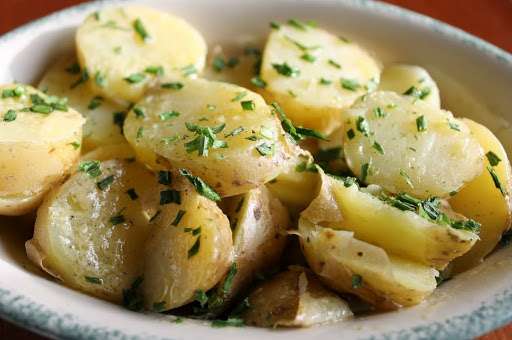 Receita de Salada de batatas com maionese