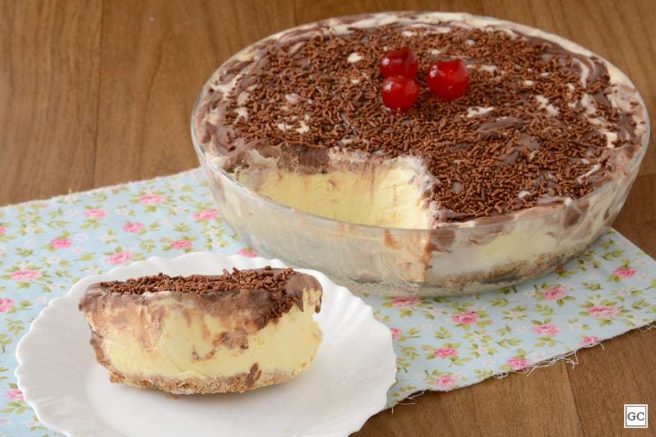 Receita de Torta de sorvete e brigadeiro na travessa