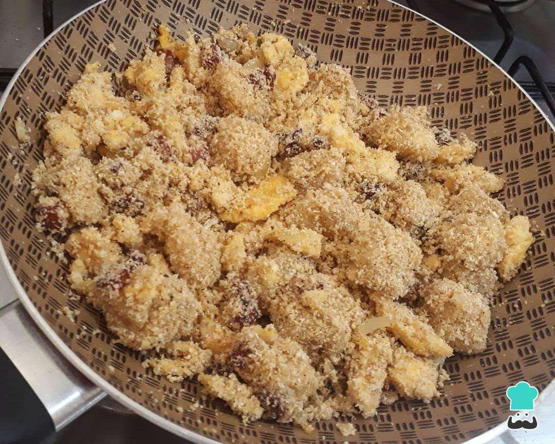 Receita de Farofa de banana com ovo