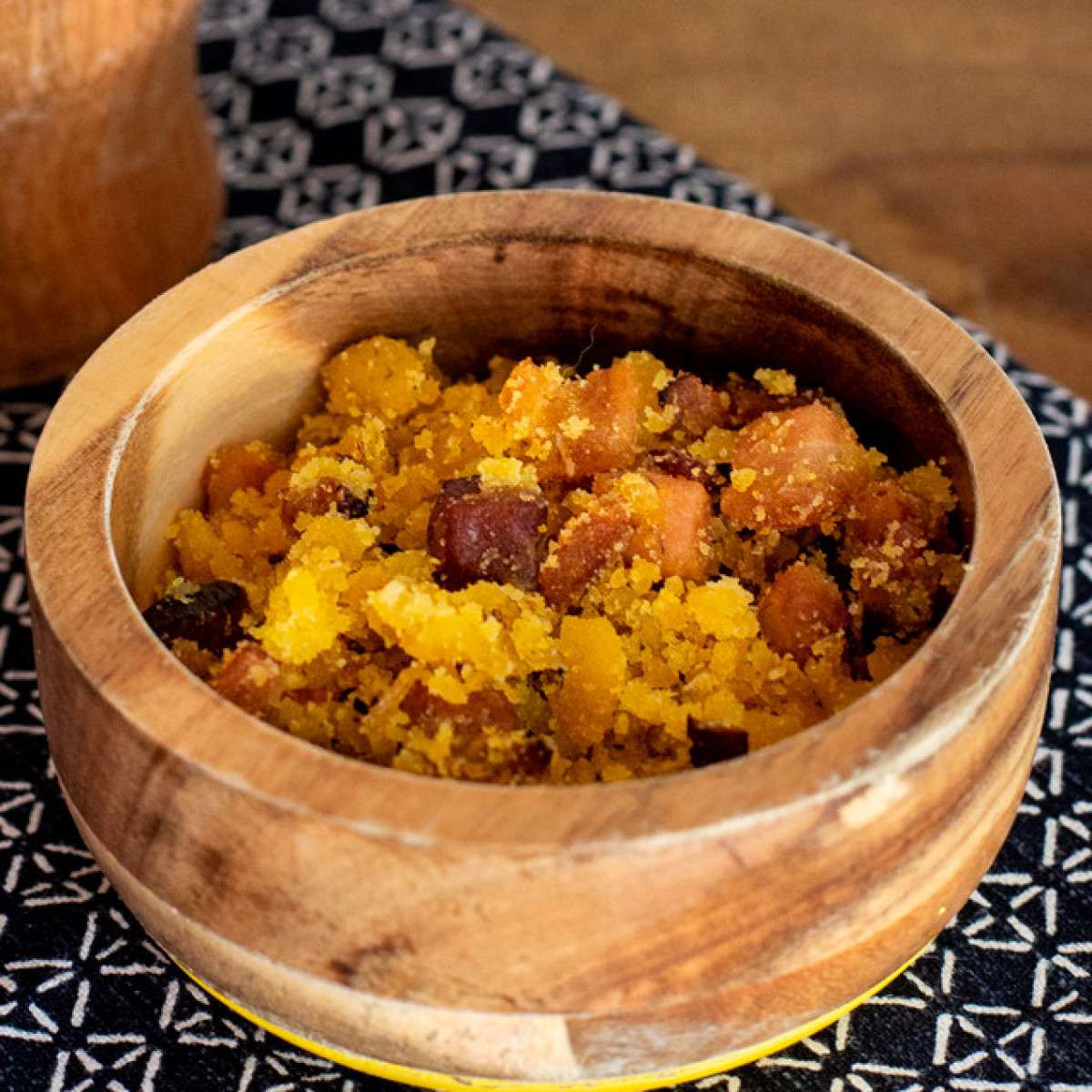 Receita de Farofa de banana e bacon Diferente
