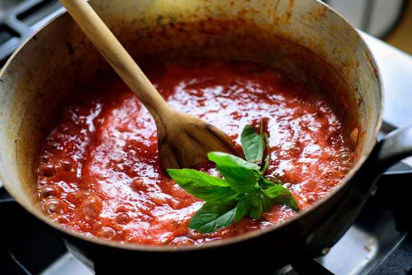 Receita de Molho de tomate caseiro fácil