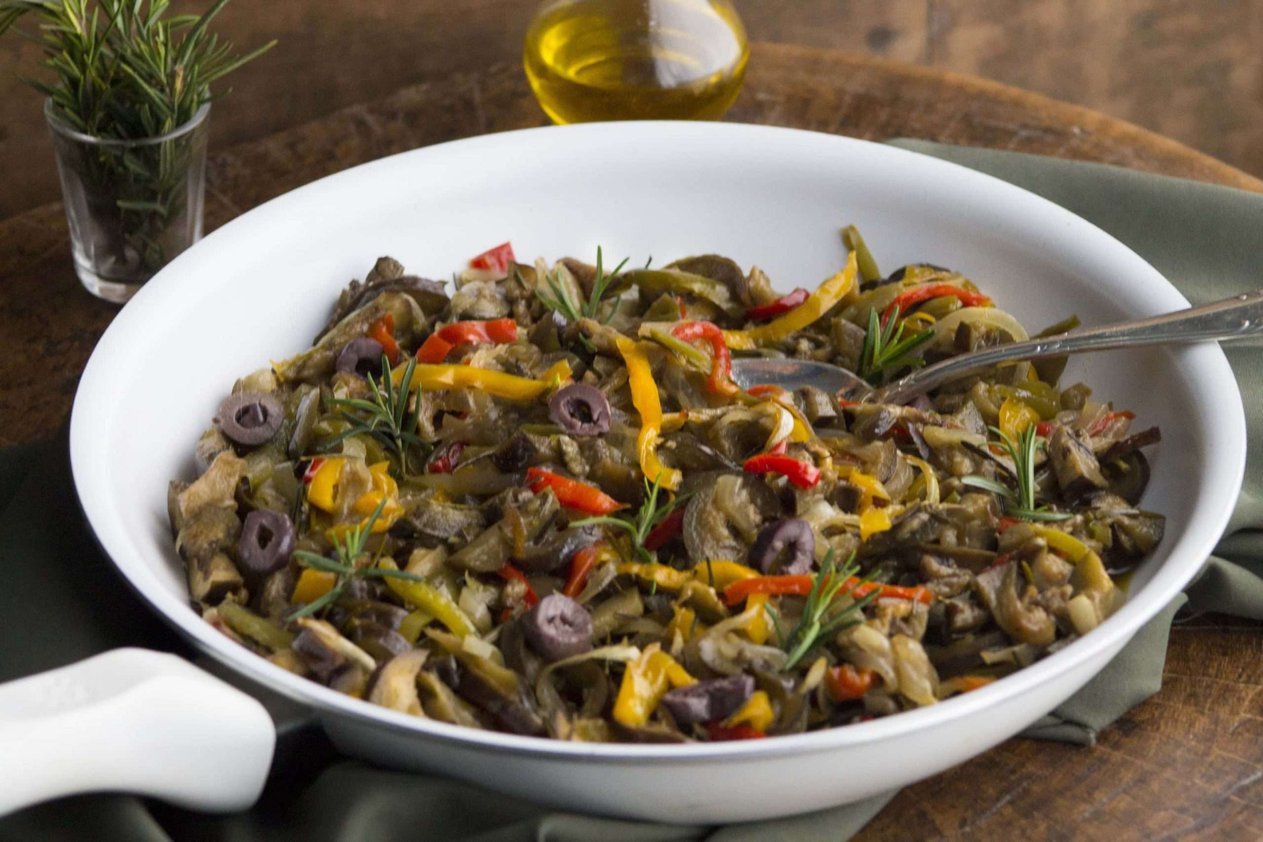 Receita de Caponata de Berinjela Vegana
