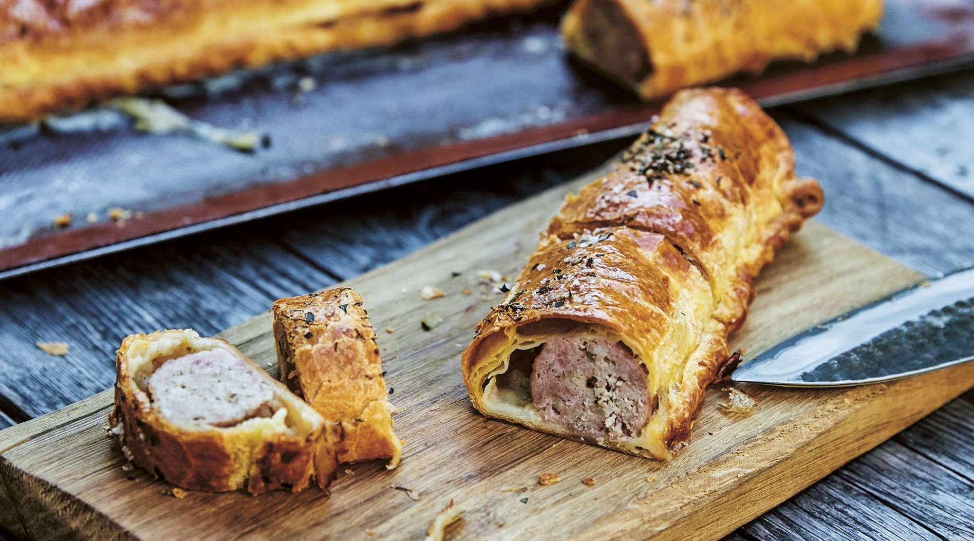 Receita de Enroladinho de salsicha assado