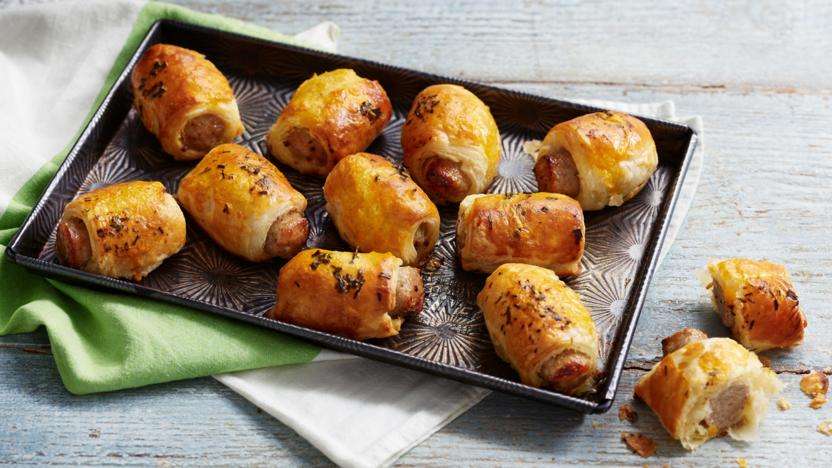 Receita de Enroladinho de salsicha crocante