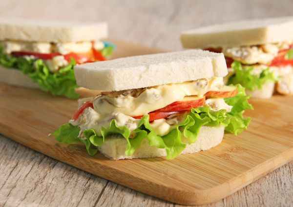 Receita de sanduíche natural de frango e Pão de Forma