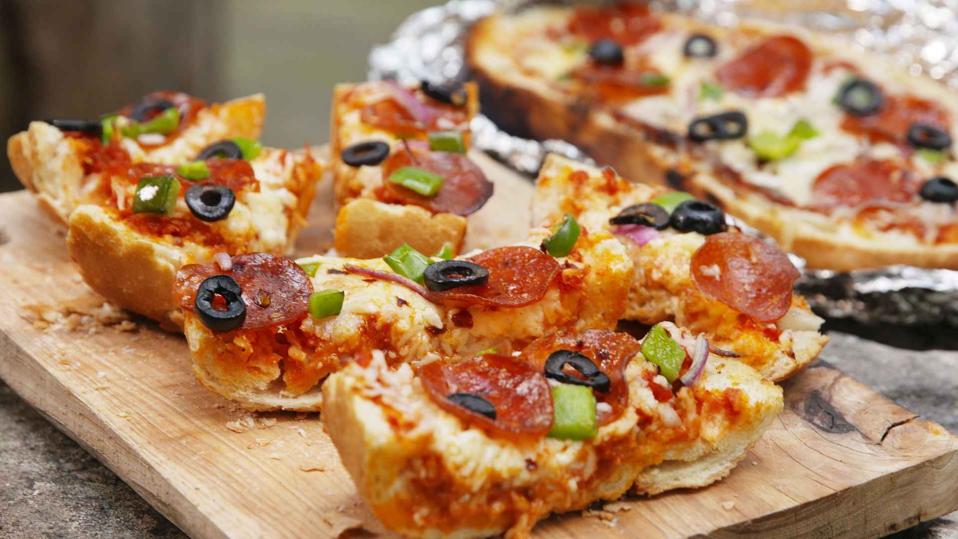 Receita de Pizza de Pão de Forma Caseira