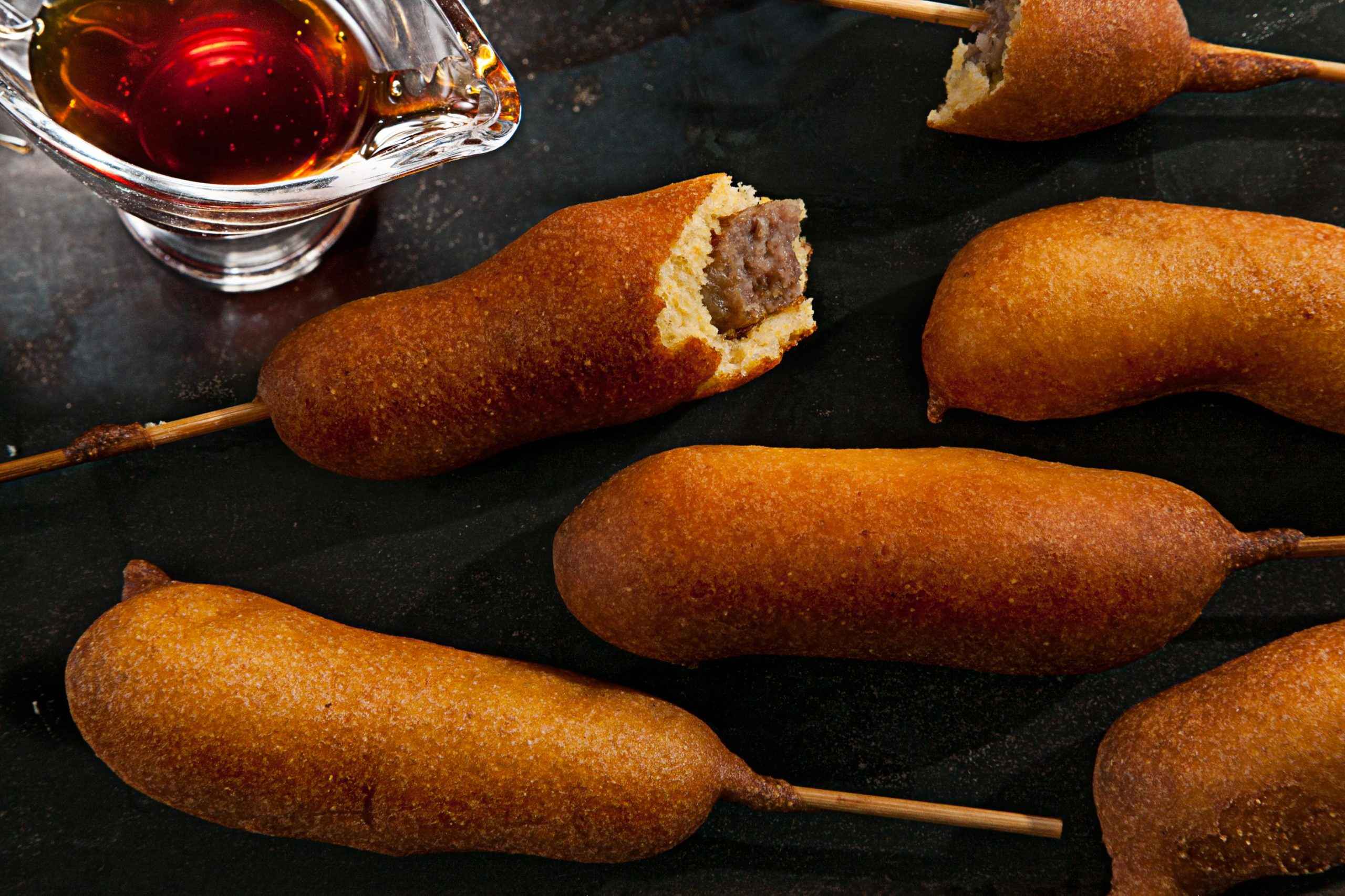 Receita de Salsicha Empanada Douradinha 