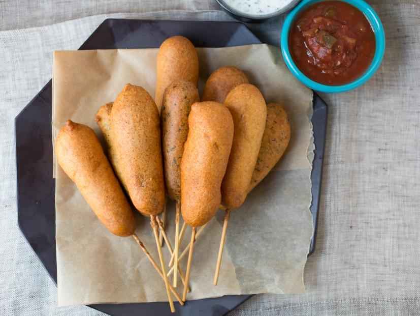 Receita de Salsicha Empanada Tradicional