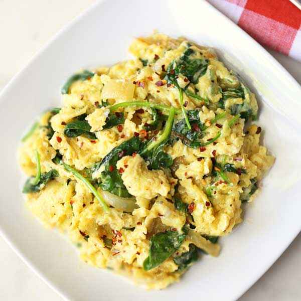 Receita de omelete de microondas com Espinafre