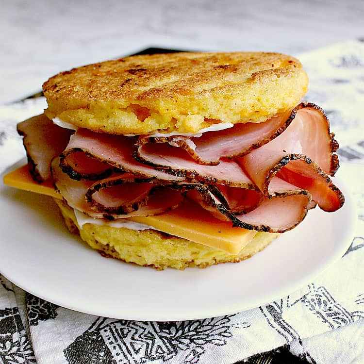 Receita de pão low carb de frigideira Delicioso