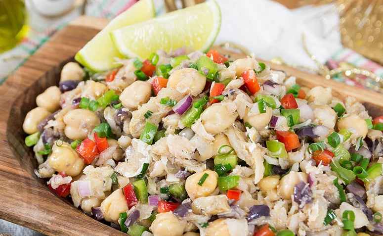 Ceia de Natal Simples de Salada de Natal Fácil