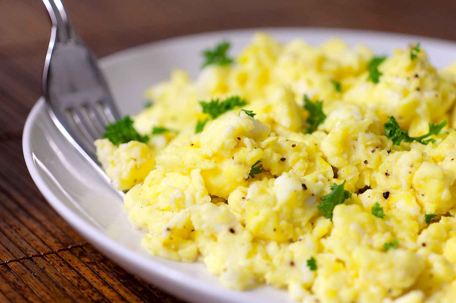 Receita de Ovos Mexidos com Legumes 