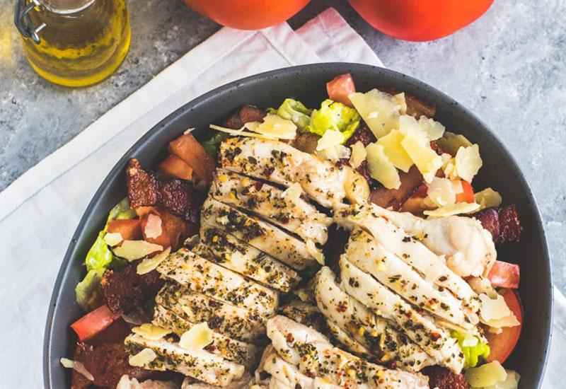 Receita de Salada de Frango Low Carb 