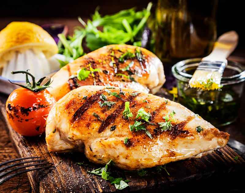 Jantar Rápido e Fácil Tudo Gostoso com Peito de Frango Grelhado