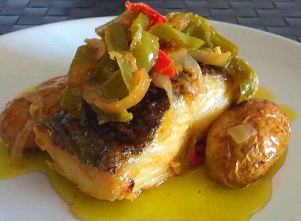 Receita de Bacalhau com batatas ao Forno com Pimentos