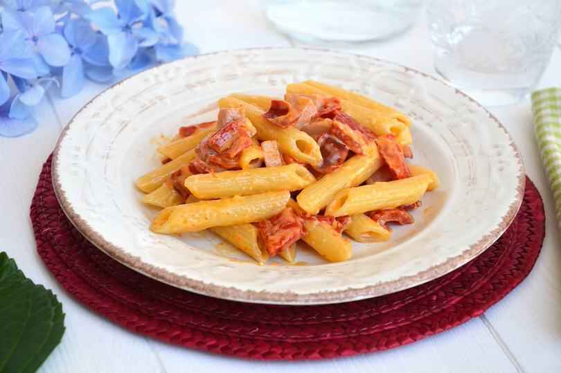 Receita de Macarrão com Calabresa para Almoço rápido